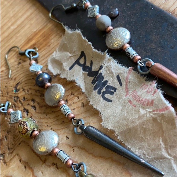 🇺🇸 road warrior earrings FREE WITH ANY PURCHASE - Picture 4 of 8